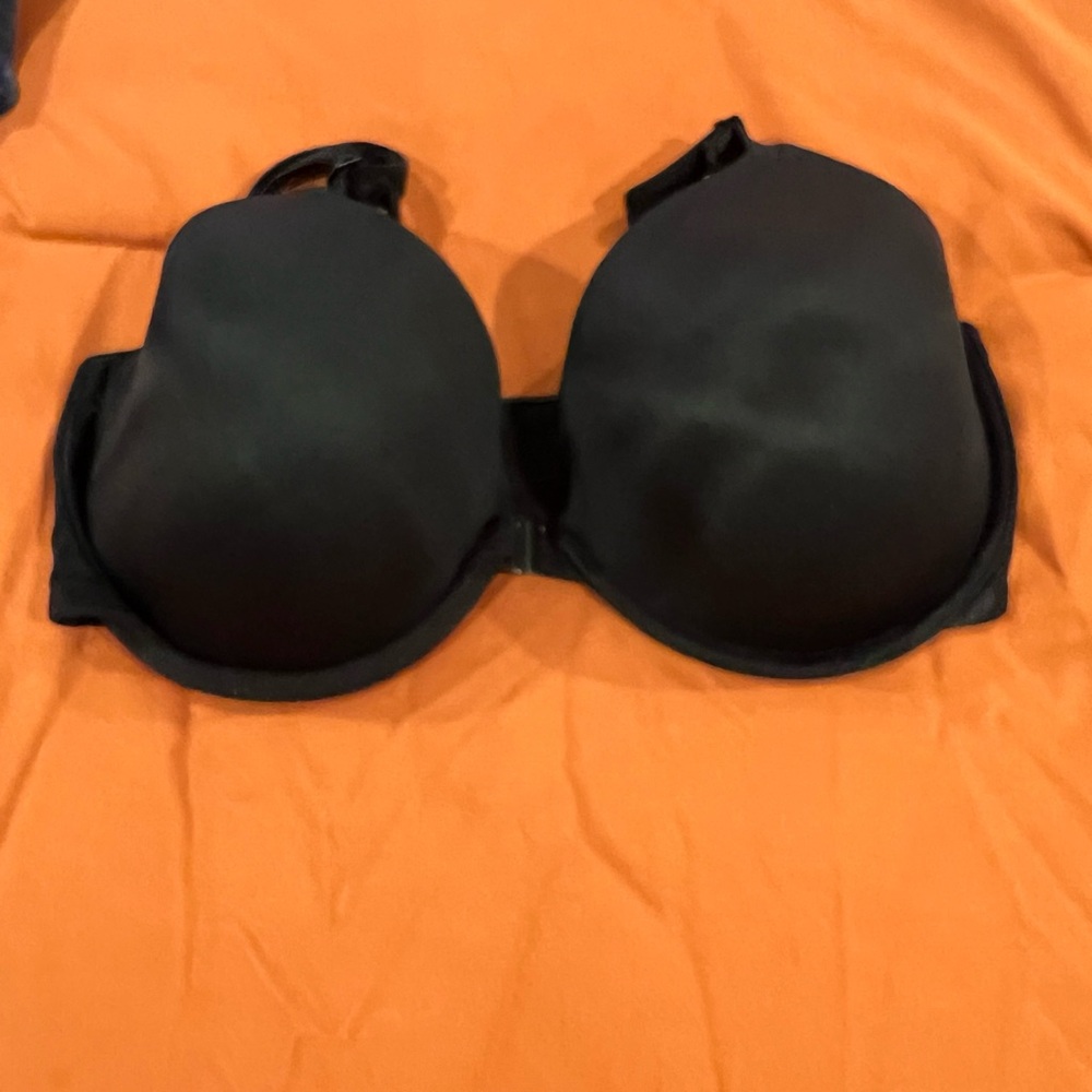 PINK-Victoria’s Secret bra